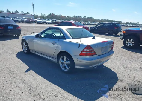 2001 Mercedes-Benz Slk 320 from USA, damaged, VIN WDBKK65F71F210921